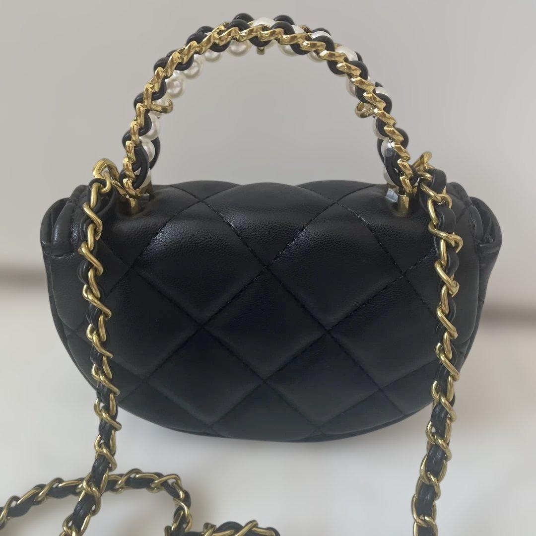 CHANEL ブラック キルティング ショルダーバッグ - メルカリ