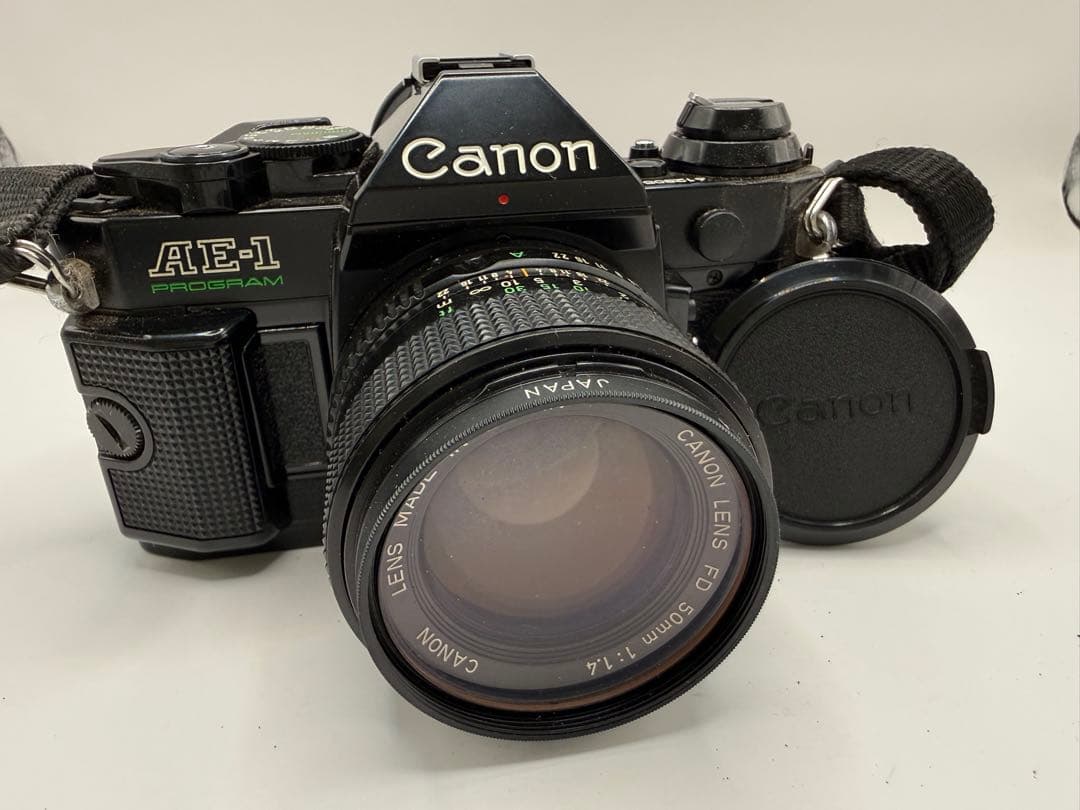 キャノンカメラ　Canon AE-1 フィルムカメラ　ケース付き Amazon.co.jp: Aproca ケース Canon AE-1 35mm SLRカメラ対応