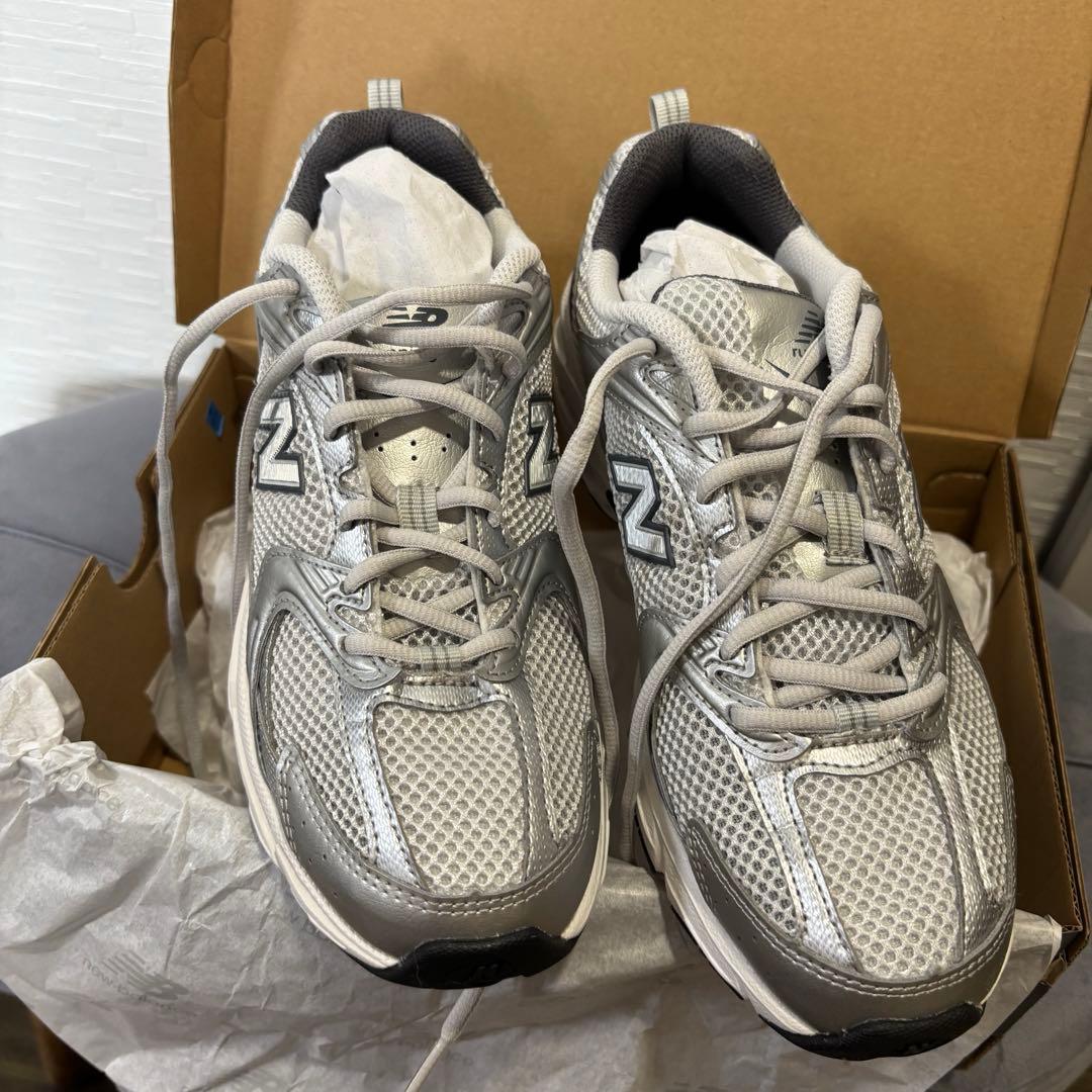 New Balance MR530LG 24.5cm 試着のみ - メルカリ