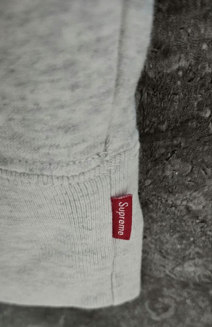 レミントン専用】シュプリーム 21AW スウェットプルオーバーパーカー