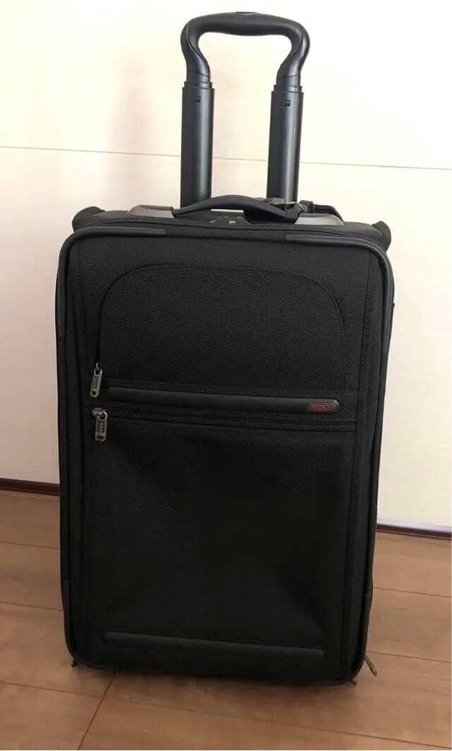 TUMI／機内持ち込み可2輪キャリーケース(22020D4)良品】トゥミ
