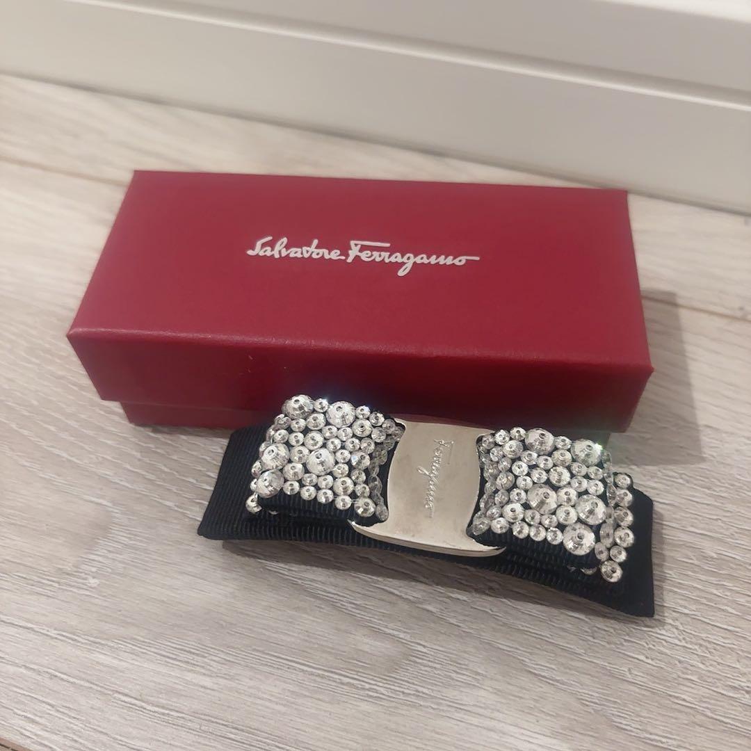 Feragamo フェラガモ バレッタ ブラック リボン ビジュー クリスタル