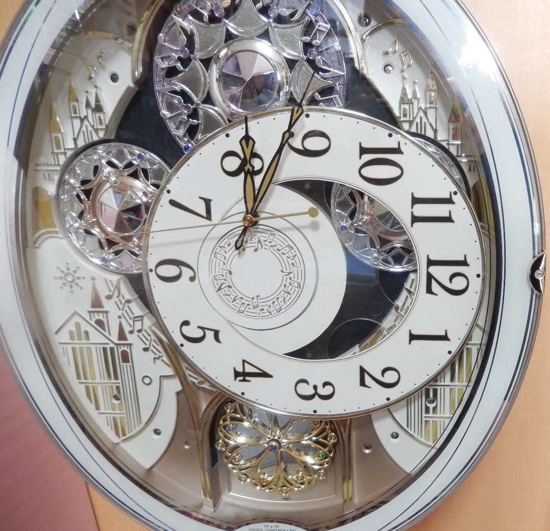 電波カラクリ時計 スモールワールドノエルN - メルカリ