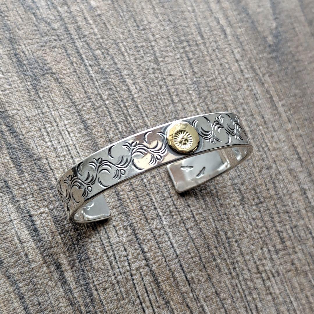 ウイングロック wingrock 初期 唐草バングル 希少品 - メルカリ