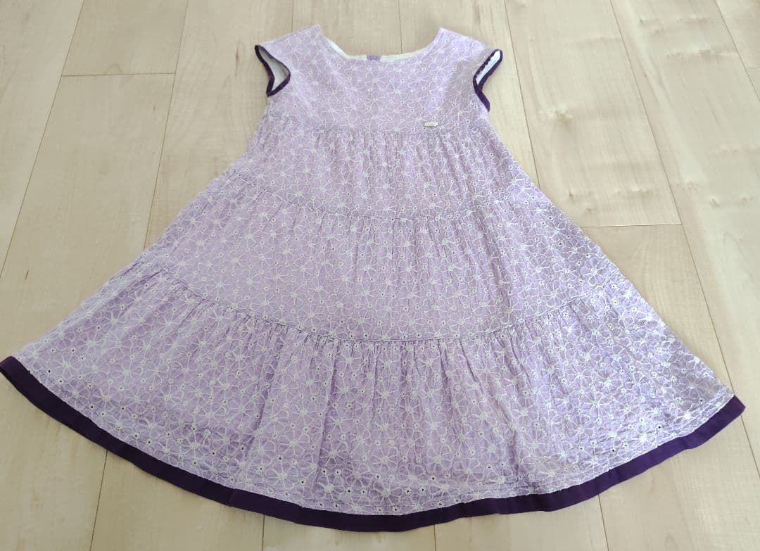 ANNA SUI Mini 紫色 花刺繍ノースリーブワンピース Sサイズ - メルカリ