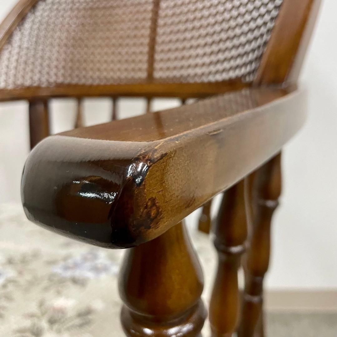 【カリモク】\"コロニアル\"CC3400 肘付食堂椅子 No.2