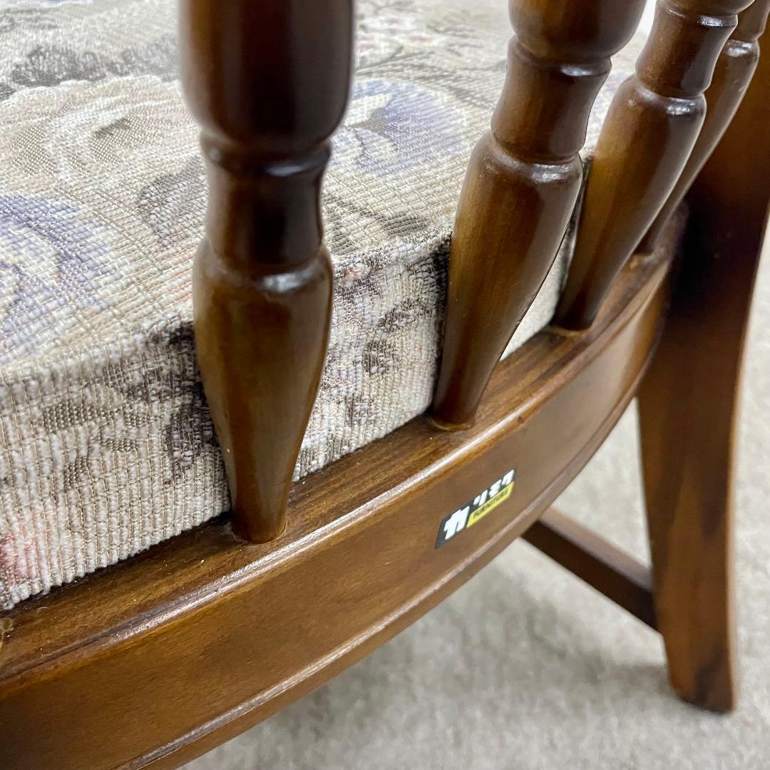 【カリモク】\"コロニアル\"CC3400 肘付食堂椅子 No.2