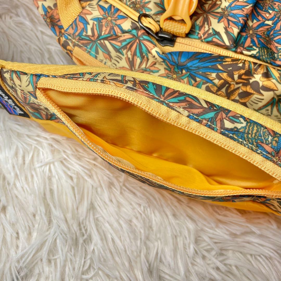 廃盤カラー】パタゴニア ボディバッグ ショルダーバッグ アトム