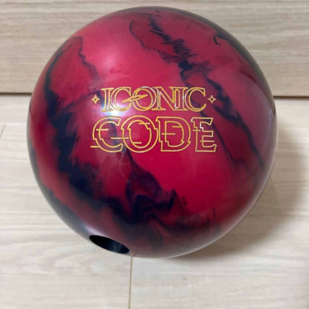 ボウリングボール　ストーム社アイコニックコード 走りとピン前でのシャープなキレが売り！】ストーム アイコニック