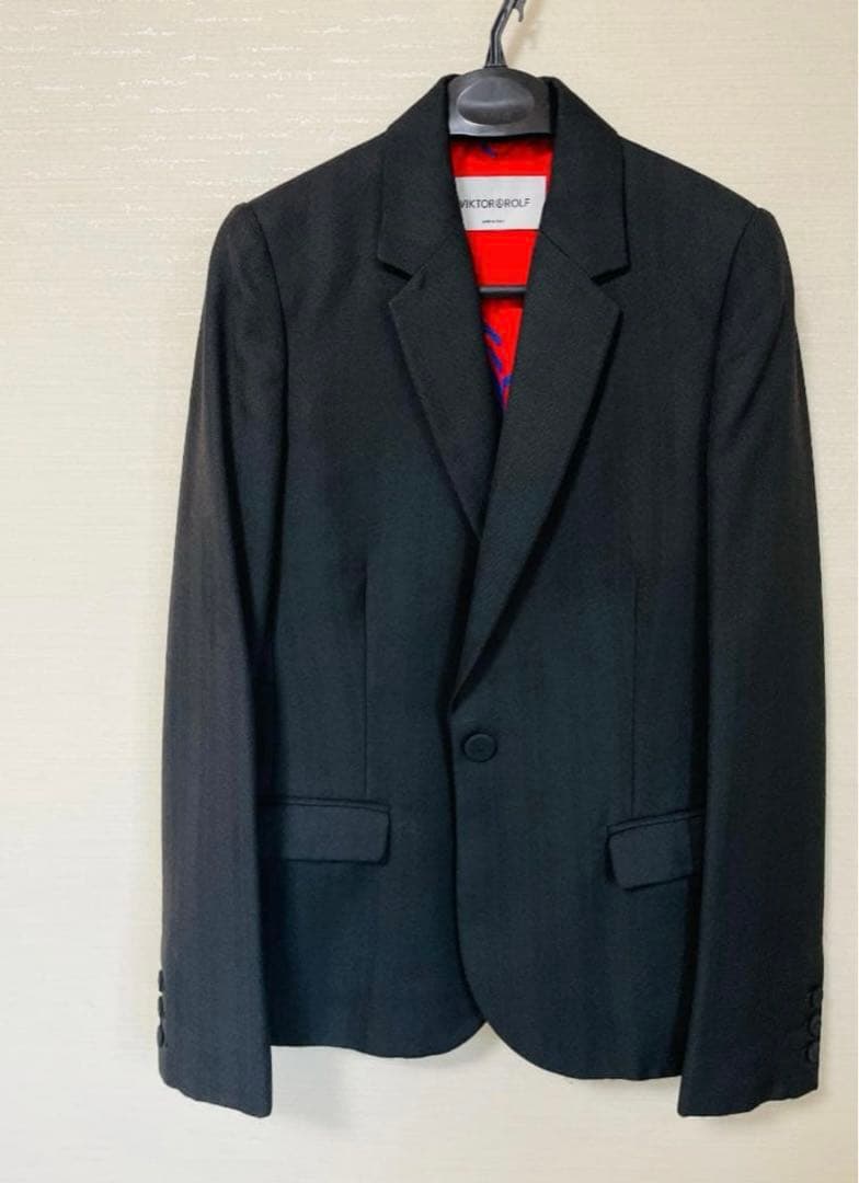 最終価格 VIKTOR&ROLF ペイズリー裏地黒スーツ 9号 - メルカリ