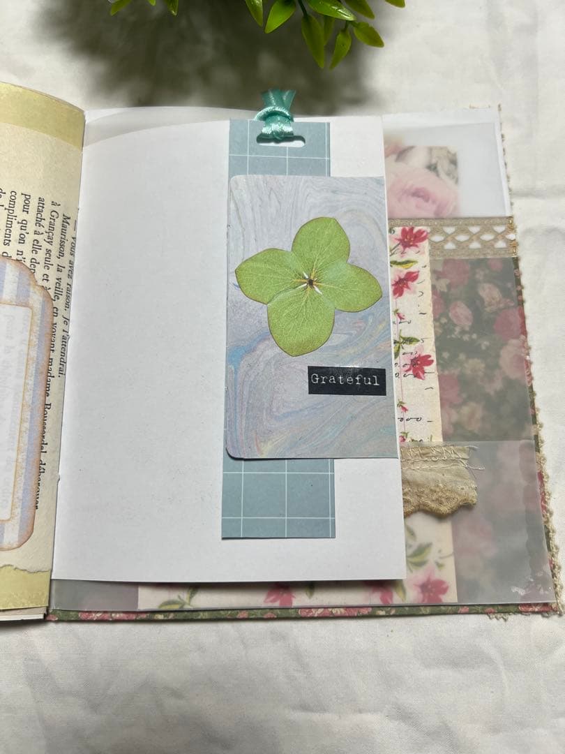 ジャンクジャーナル 花 ハンカチモチーフ 雑記帳 日記帳 コラージュ