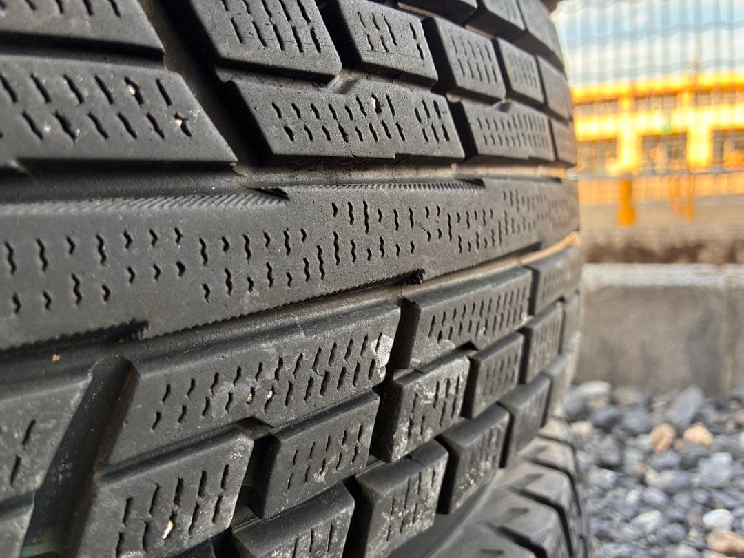 12/8まで専用　ジムニー スタッドレス 185/85/R16 4本セット