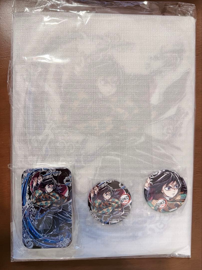 う*こ様 鬼滅の刃　冨岡義勇　c104　ビッグアクリルスタンド　　缶バッジ エン 鬼滅の刃 ビッグアクリルスタンド 冨岡義勇 (キャラクターグッズ