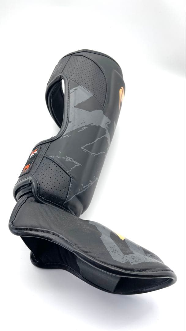 新品】Venum S47 シンガード - ブラック/オレンジ Mサイズ