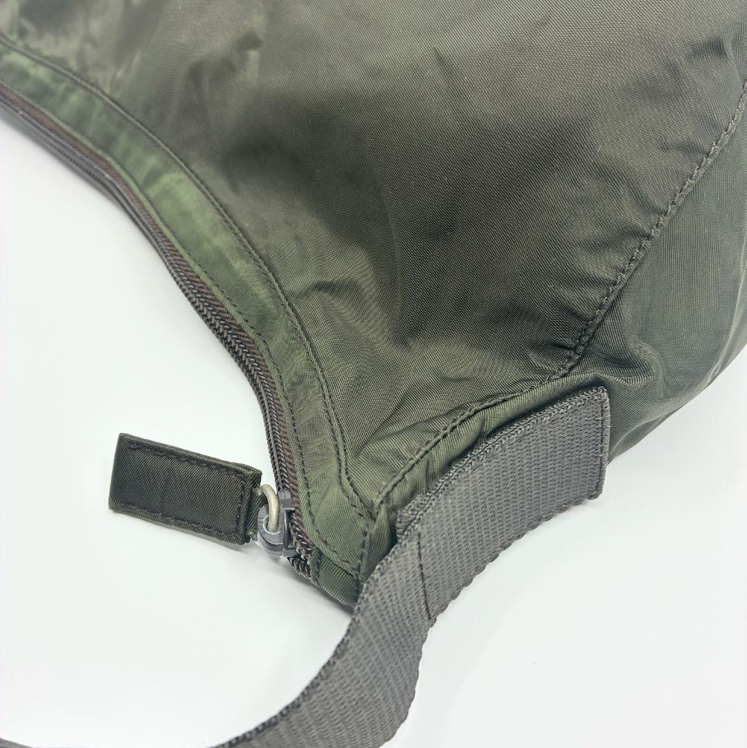 PRADA プラダ ナイロン ショルダーバッグ カーキ A1359C2 - メルカリ