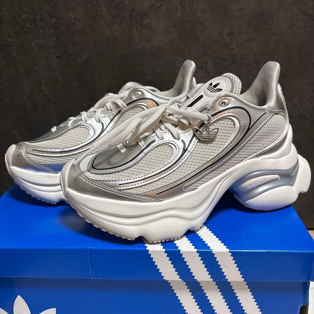 日本完売！24.5cm adidas☘️OZVENUZ opv67 ki0557