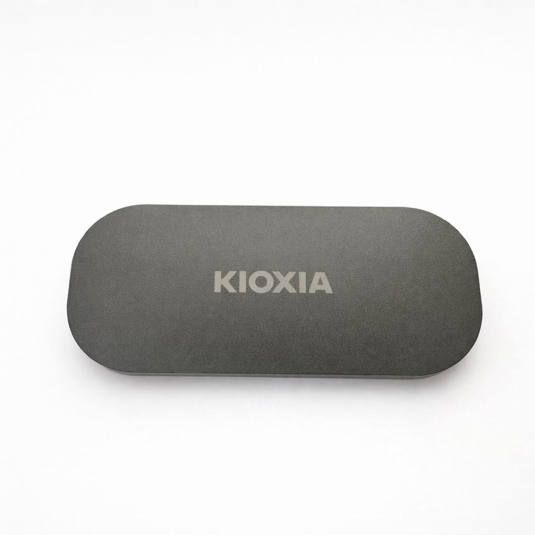 KIOXIA EXCERIA PLUS 2TB ポータブルSSD 専用ケース付き 楽天市場】キオクシア kioxia ssd 外付け 2tbの通販