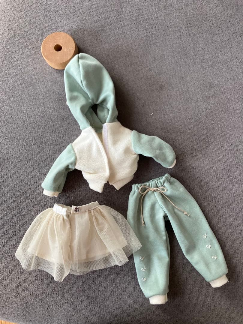 お得3点セット パオラレイナ パオラドール 服 - メルカリ