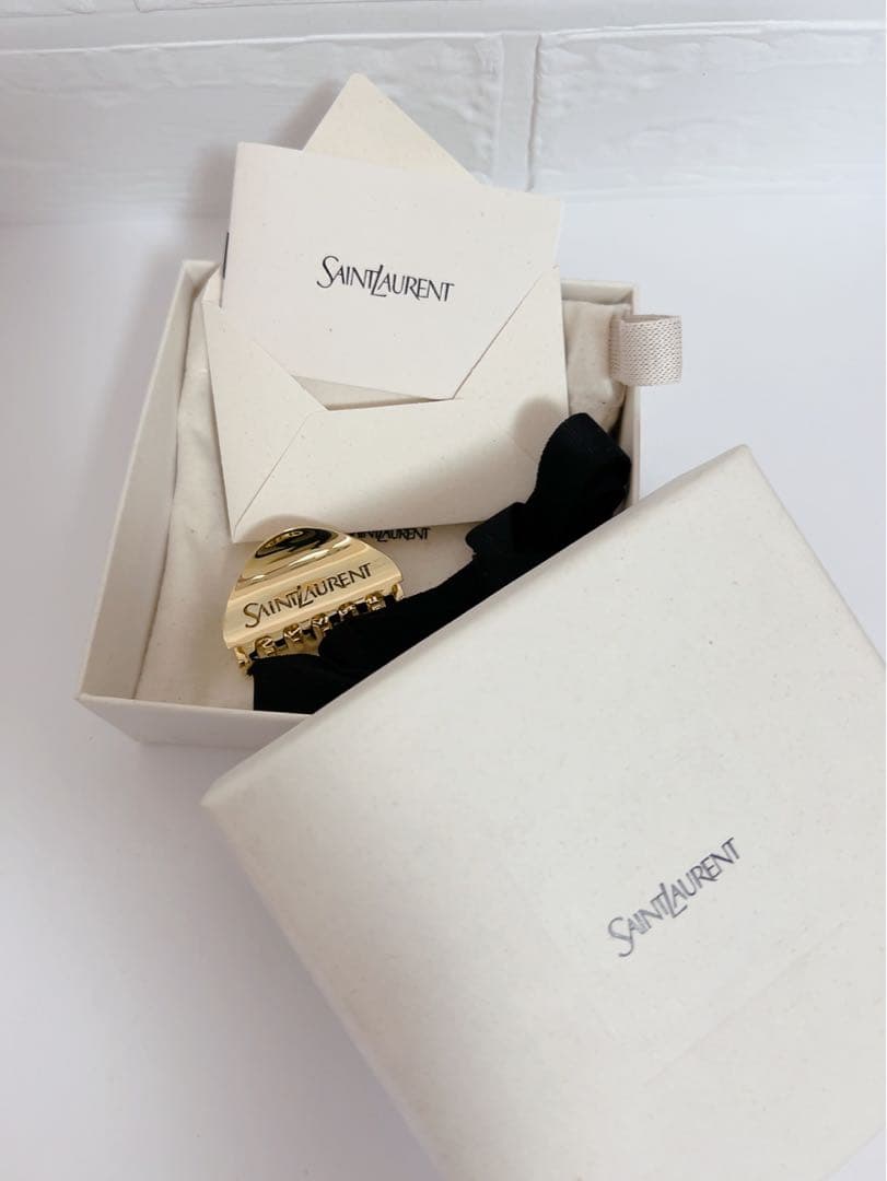サンローランSAINT LAURENT ヘアークリップ 髪留め 未使用品 - メルカリ