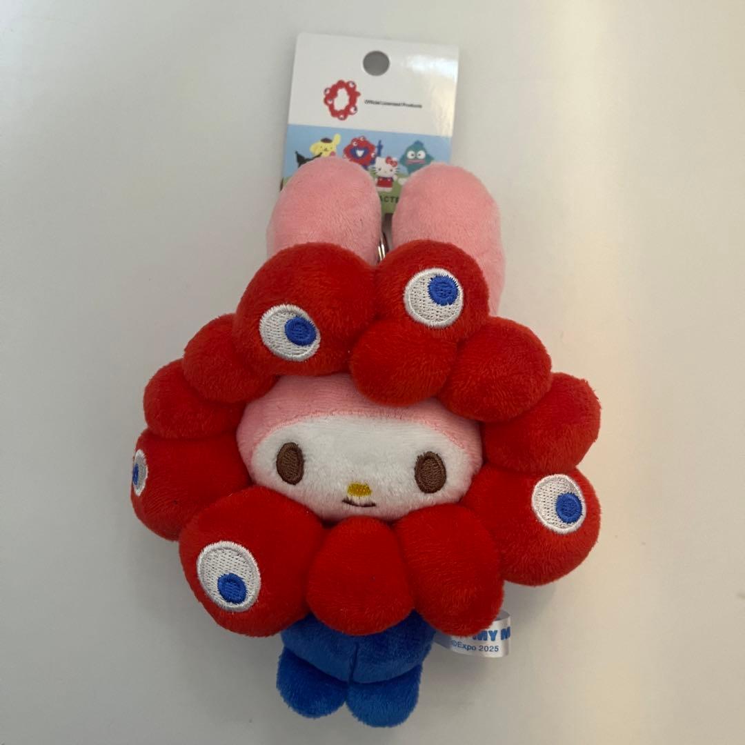 新品】ミャクミャク なりきりサンリオ マイメロディ カラビナ付き