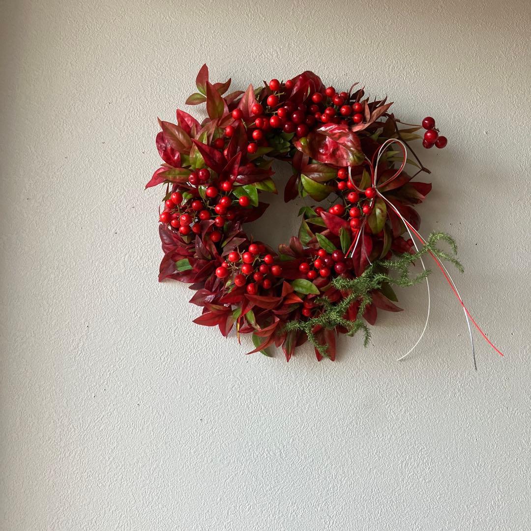 おたふく南天と南天のリース サンキライ お正月飾り ヒカゲノカズラ