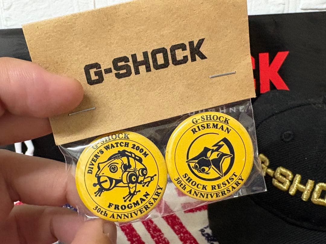 ٩( ᐛ )وG-SHOCKフィギュア&ノベルティ5点セット☆台座欠品(^_-)