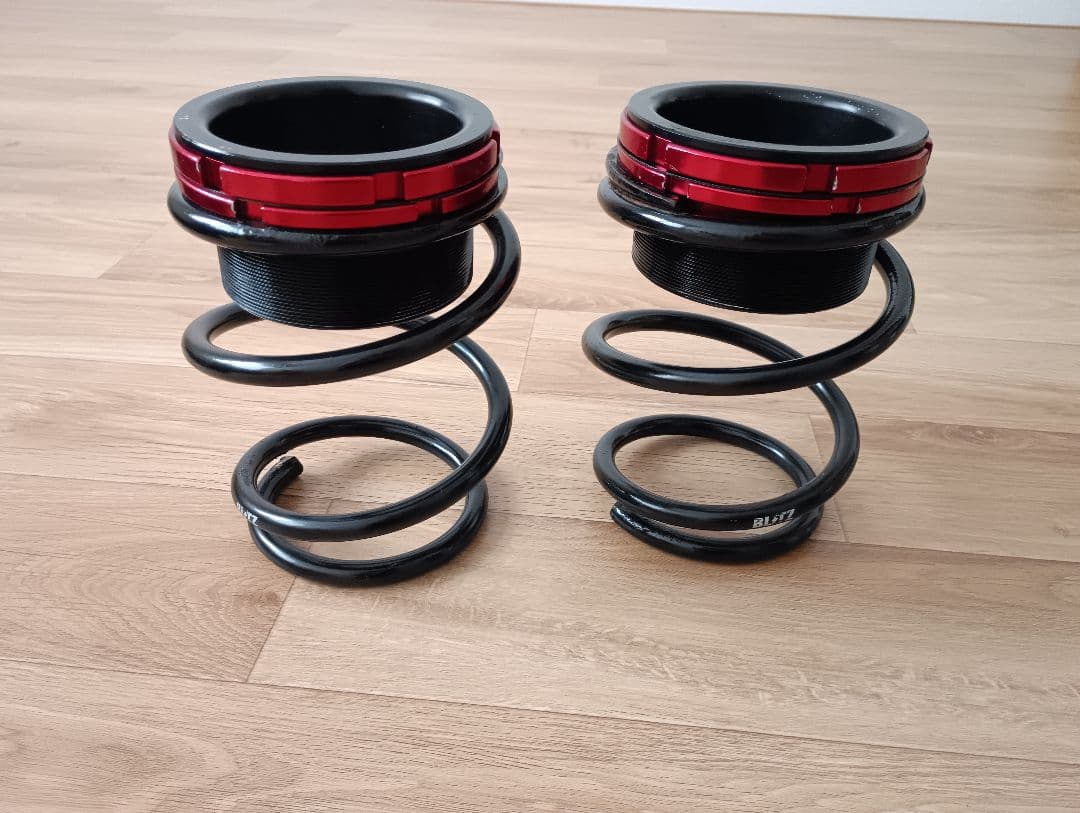 BLITZ　リアスプリングアジャスターセット BLITZ リアスプリングアジャスターセット - メルカリ