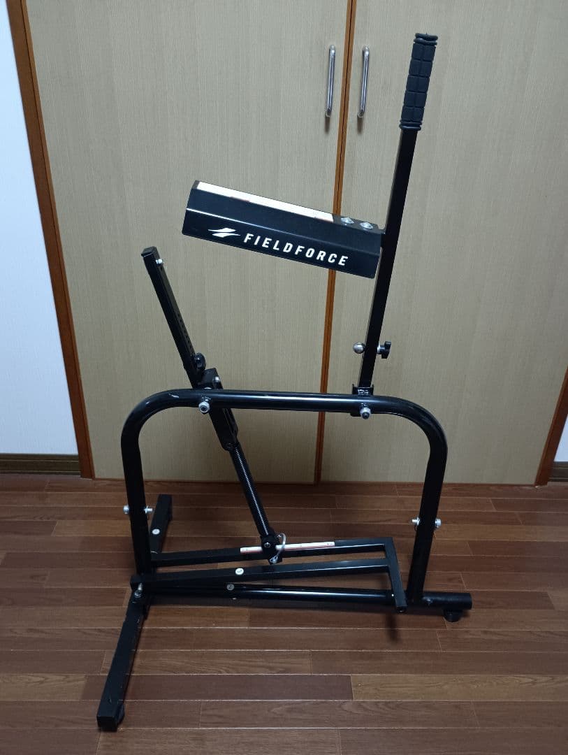 手動式小型ピッチングマシン｜FKAM-500 - メルカリ