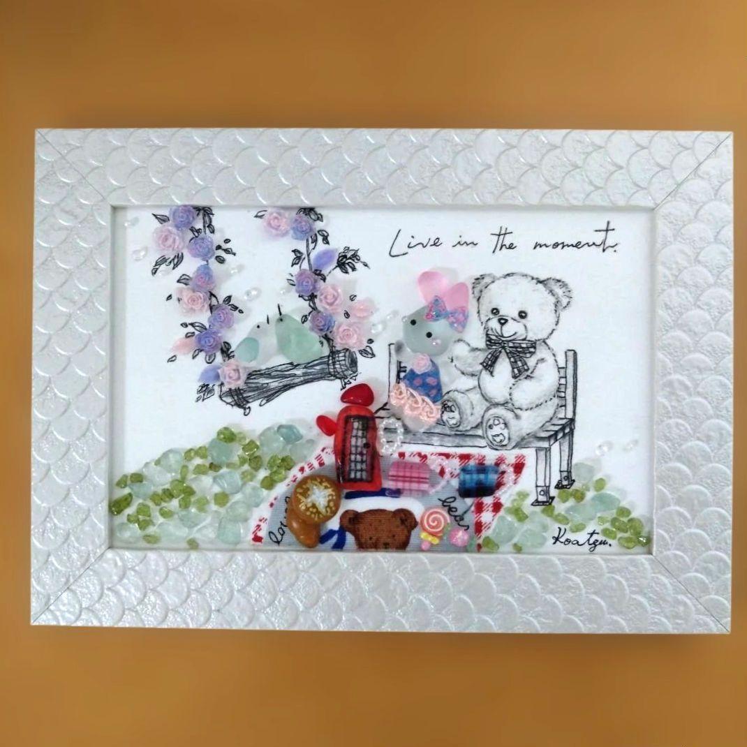 ウサとシマエナガ♡ロンドンの公園にて 兎 ぶらんこ ペン画 シーグラス