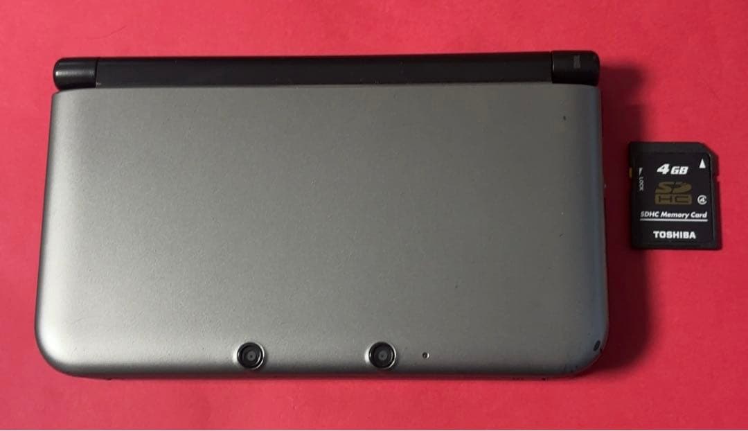 ニンテンドー 3DS LL グレー　【動作確認済】 ニンテンドー3DS LL 動作確認済み Nintendo 3DS LL シルバー×ブラック