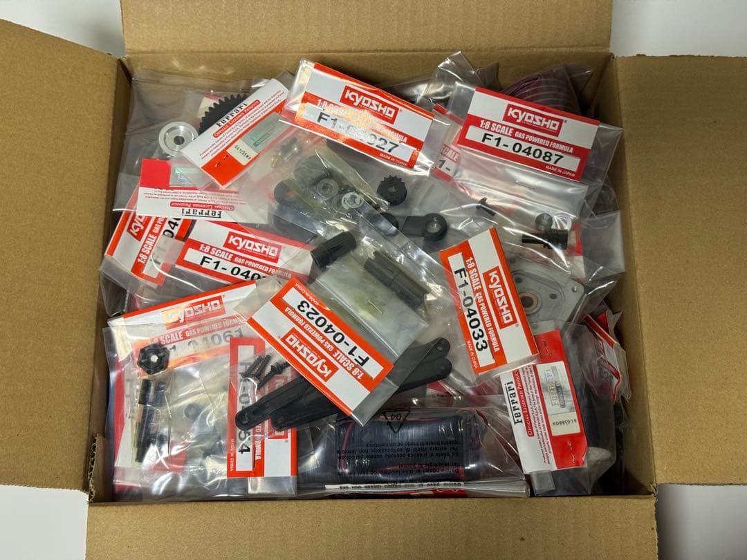 ディアゴスティーニ 週刊フェラーリラジコンカー F2004 全1～100巻