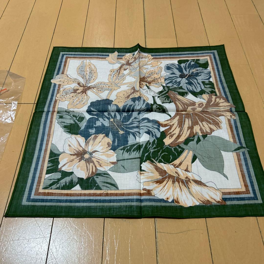 新品未使用ジムトンプソンシルクハンカチJIM THOMPSON - メルカリ