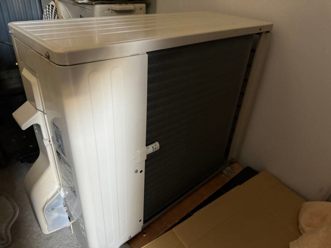 室外機も込 シャープ 8畳用 エアコン クーラー 2.5kw 2021年製 25