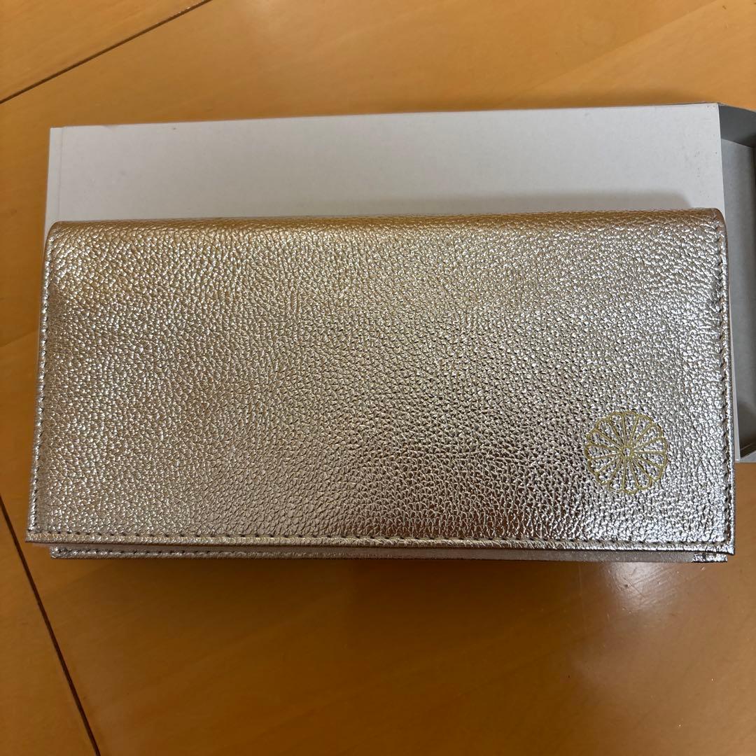 皇居 シルバー 新品 長財布 箱あり　財布 新品未使用 】皇居 長財布 シルバー 本革 財布 - メルカリ