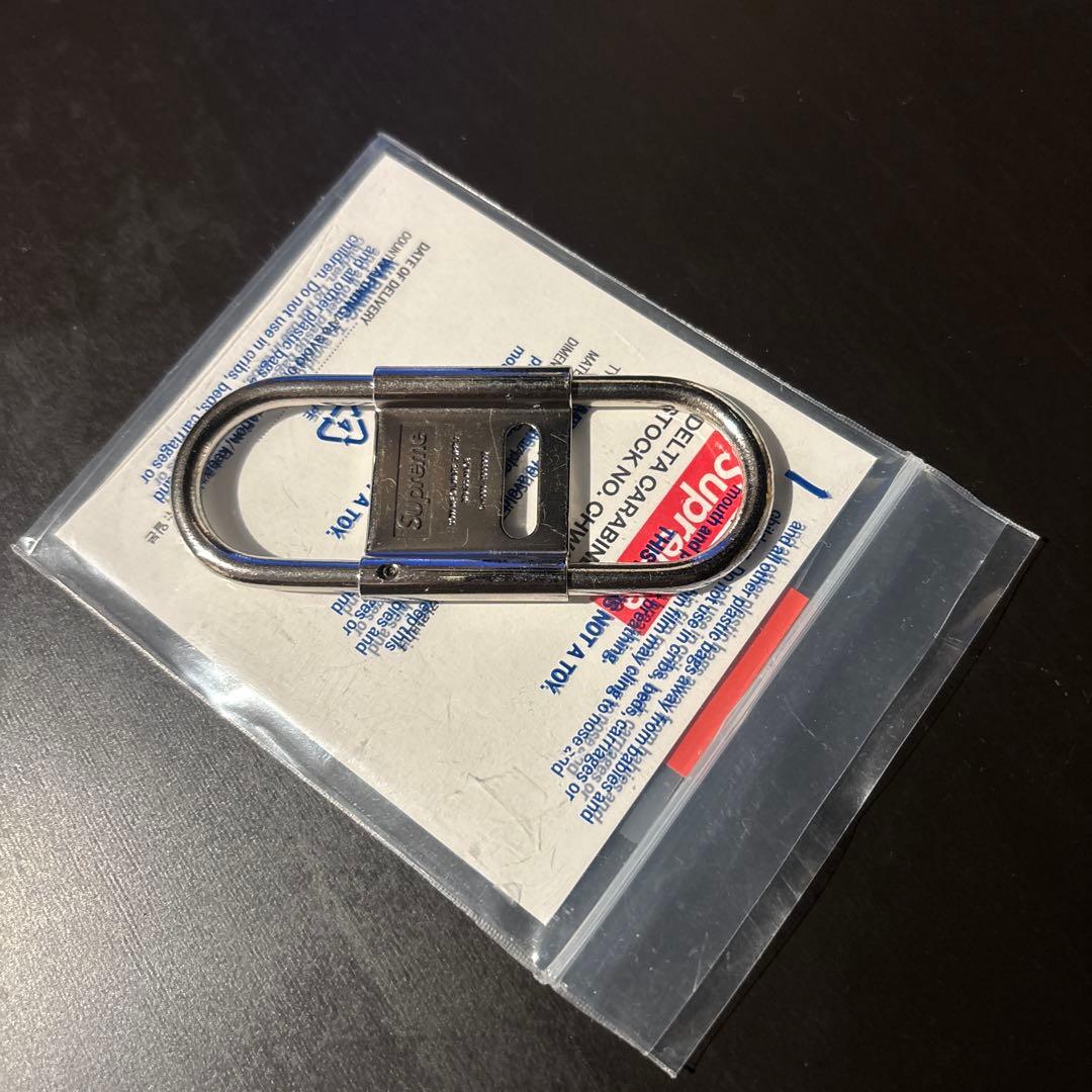 アクセサリー Supreme / CDW Delta Carabiner \"Silver\"
