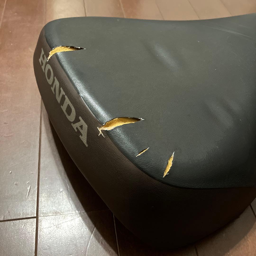 リトルカブ HONDA 純正品バイクシート 黒✖️茶 - メルカリ