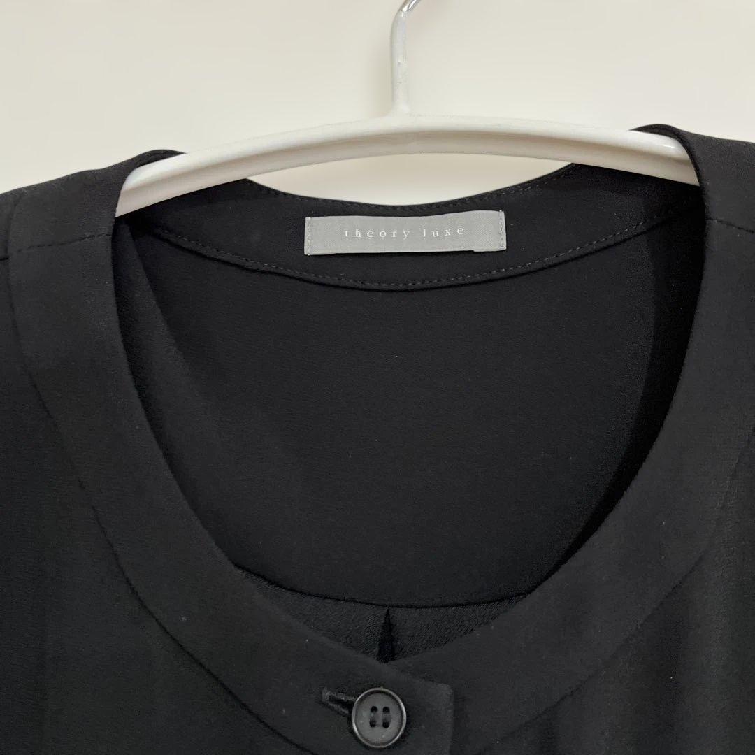 セオリーリュクス 接触冷感接触 黒バンドカラーブラウスウォッシャブル