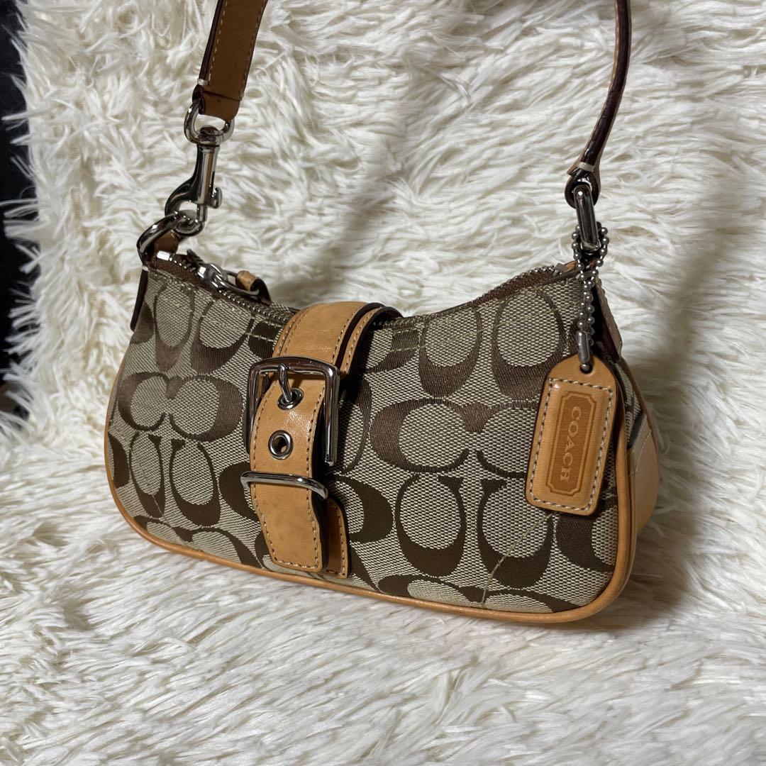 COACH ソーホー アクセサリーポーチ 6362 - メルカリ