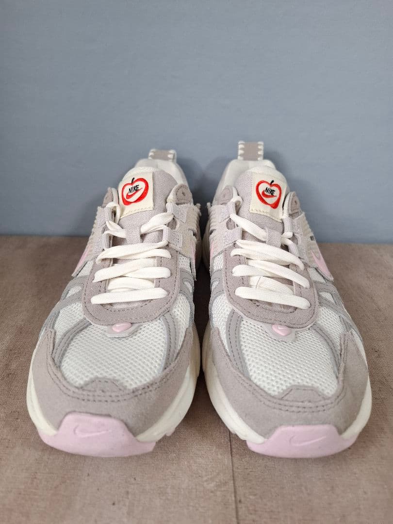 NIKE V2kRun 24.5cm バレンタイン限定モデル ピンク ハート