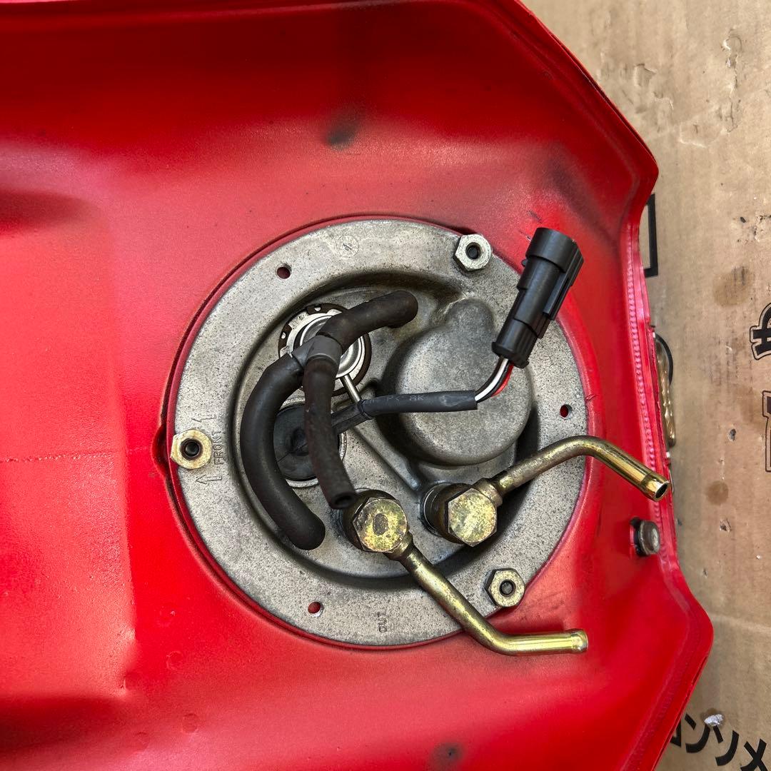 k*y様 ドゥカティ ST2 ガソリンタンク - メルカリ