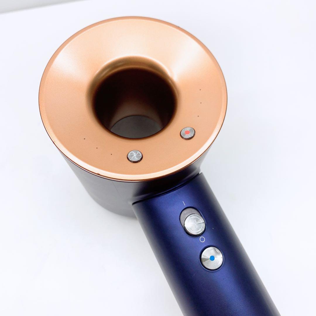 《ほぼ未使用》 ダイソン ドライヤー HD08 Dyson