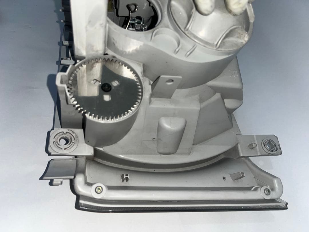 中古 いすゞ純正 右側 ヘッドライト KOITO 110-21872ジャンク品 - メルカリ