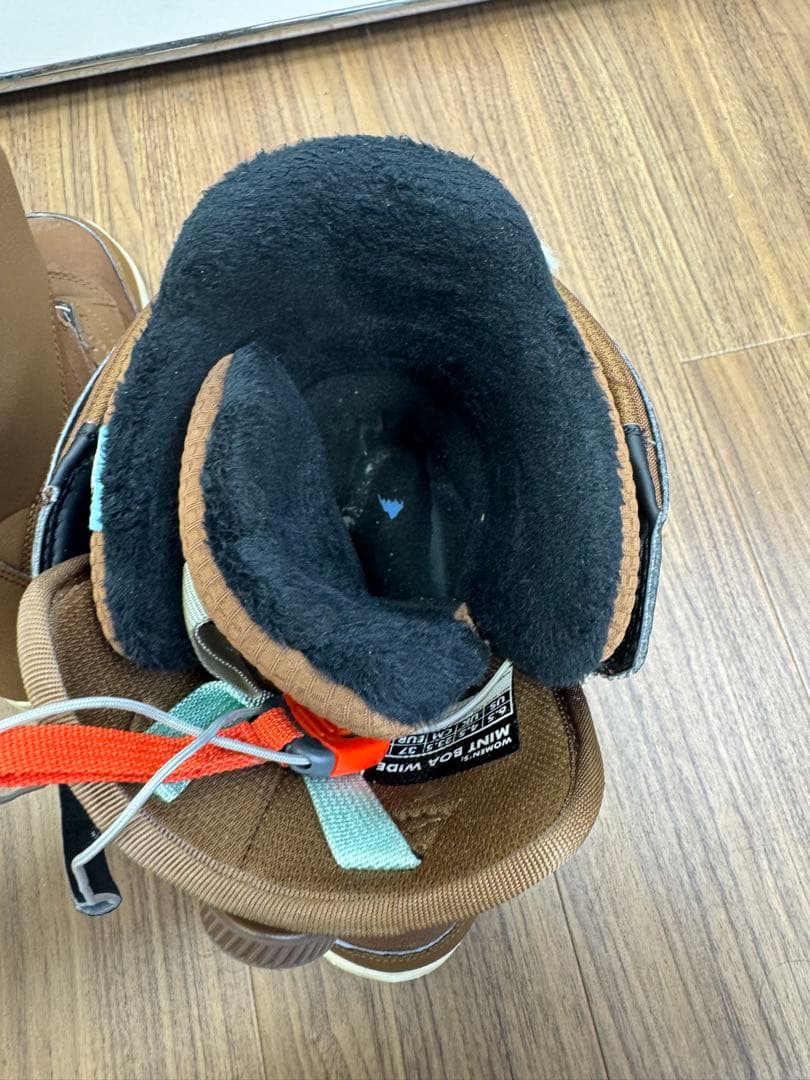 バートンBurtonスノーボードブーツMINT BOA WIDE 23.5cm