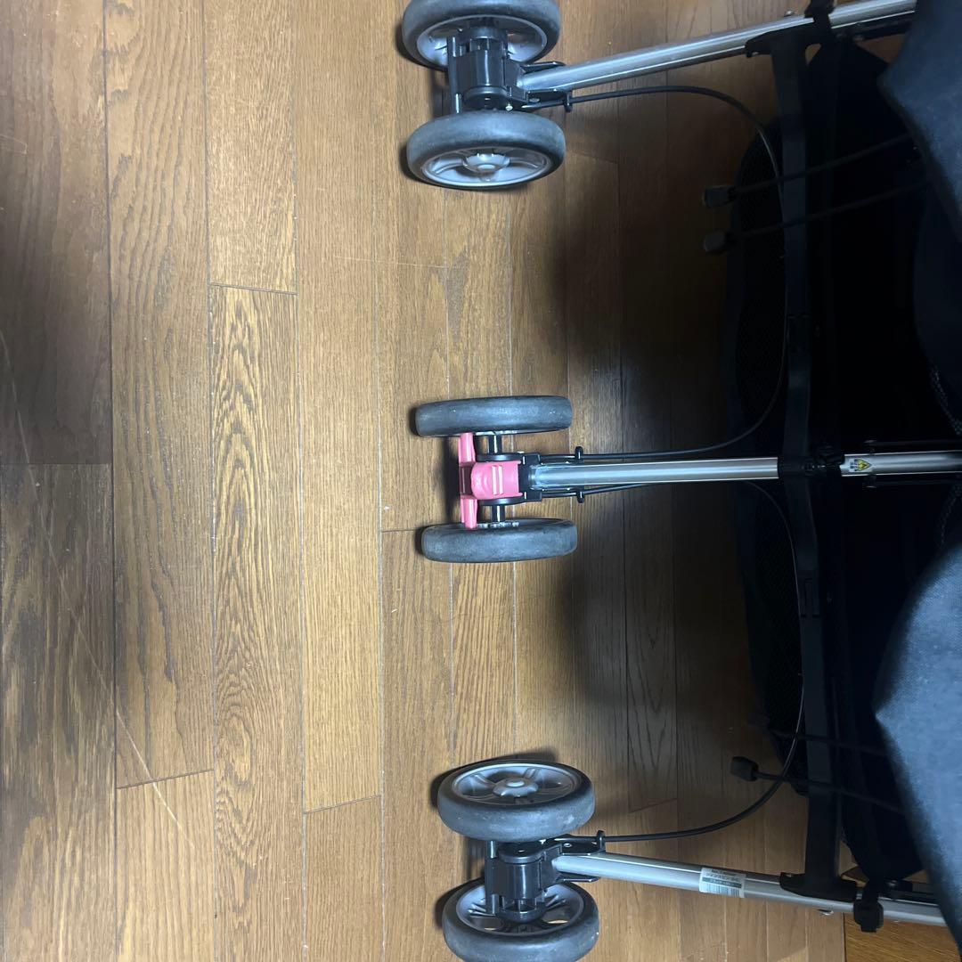 コンビ　combiツインスピン　twin spin双子　兄弟　姉妹