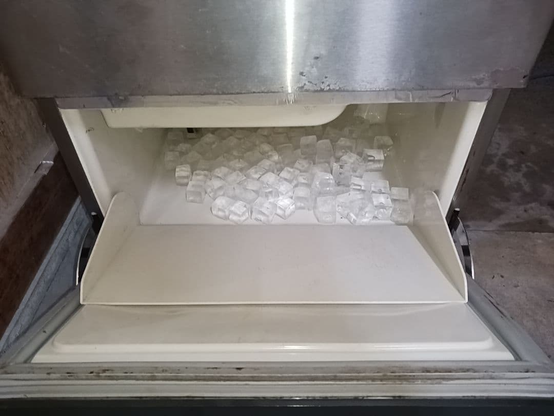 サンヨー 業務用製氷機 SIM-S38 ホシザキ