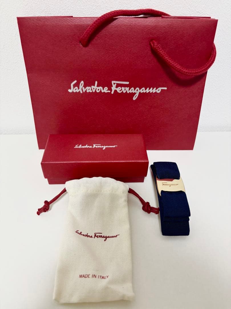 Salvatore Ferragamo　バレッタ　ネイビー FERRAGAMO（フェラガモ） 【並行輸入品】フェラガモ バレッタ