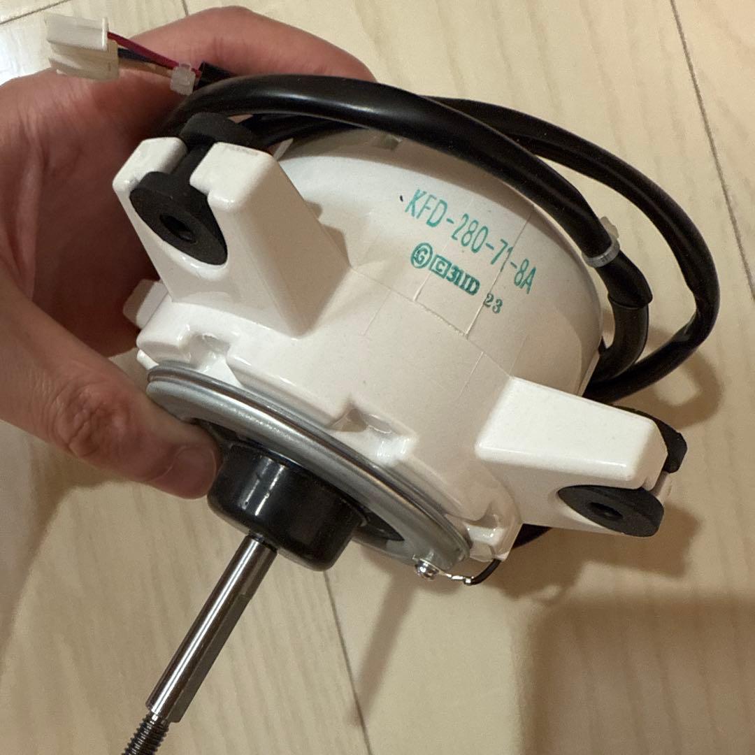 ダイキン純正 室外機用モーター - メルカリ