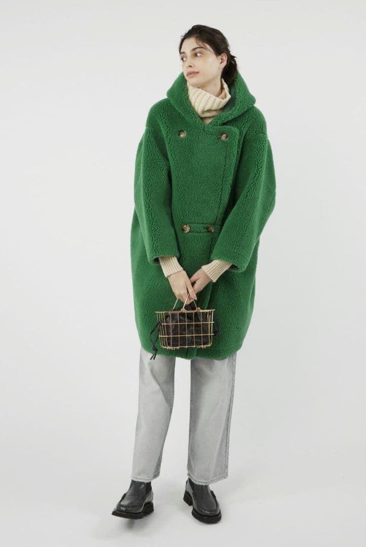 こ様へ」LIGNAGGIO ブルーフードコート - メルカリ