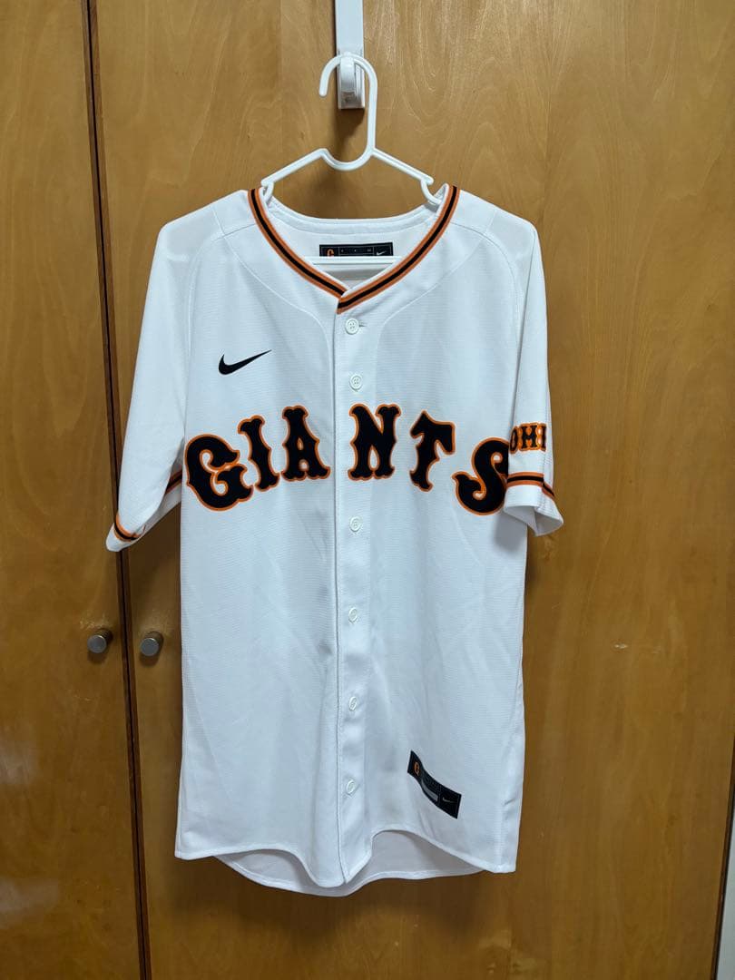巨人 中山礼都 サイン入りユニフォーム - メルカリ