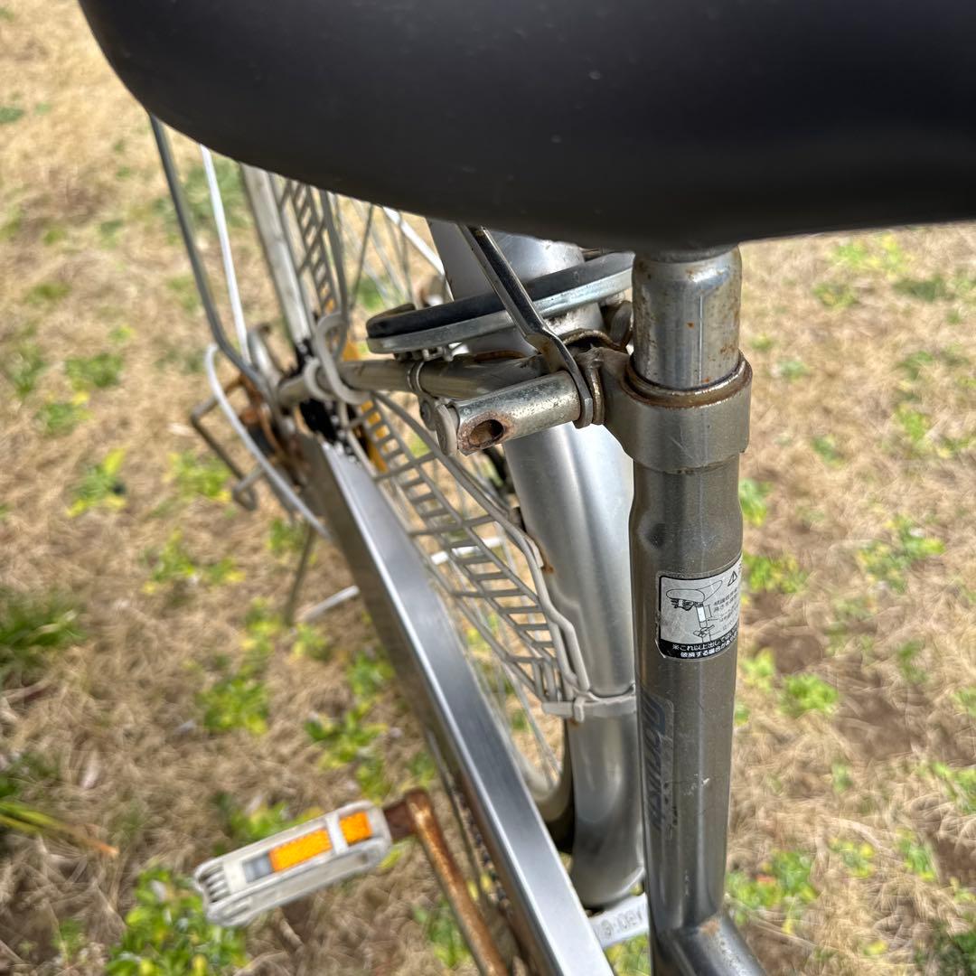 引き取り限定シルバーシティサイクル 前カゴ・リアキャリア付き - メルカリ